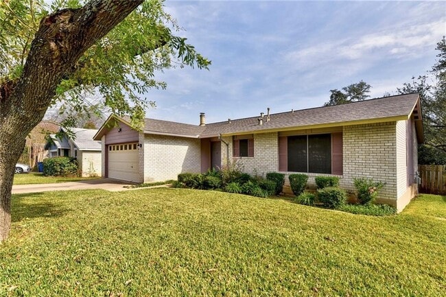 Building Photo - 7603 Whispering Winds Dr