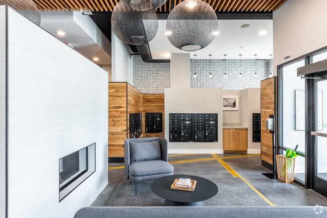Lobby Photo - Vesta Parkside
