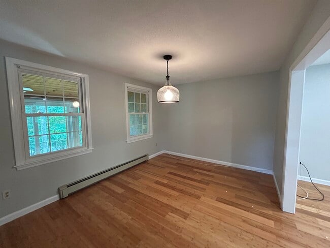 Building Photo - 41 Boulder Brook Dr