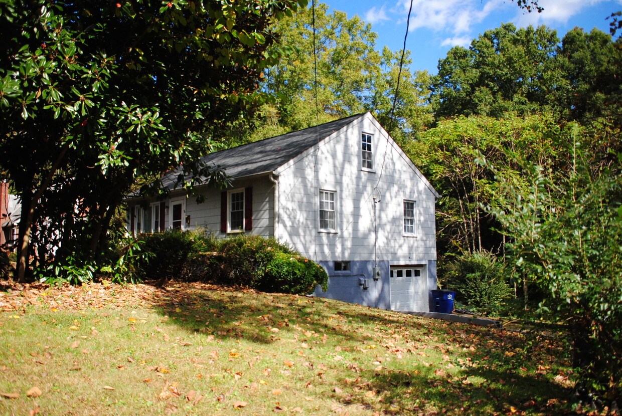 1717 Burke Mill Rd, WinstonSalem, NC 27103 House Rental in Winston
