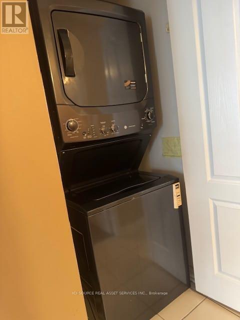 Building Photo - 8 Rean Dr