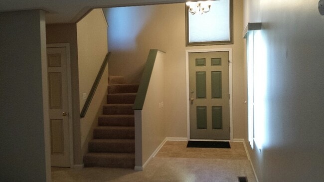 Building Photo - 732 Silk Oak Ln