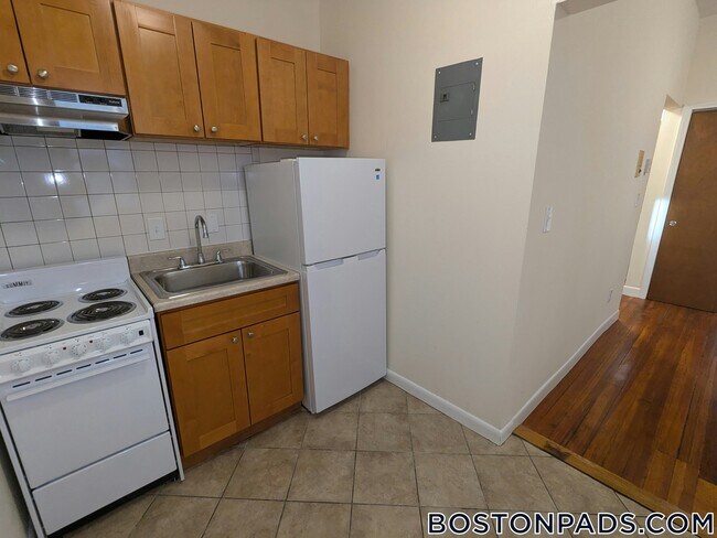 Foto del edificio - 64 Brighton Ave