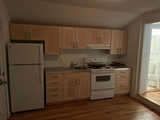 Foto del edificio - 527 Danbury Rd