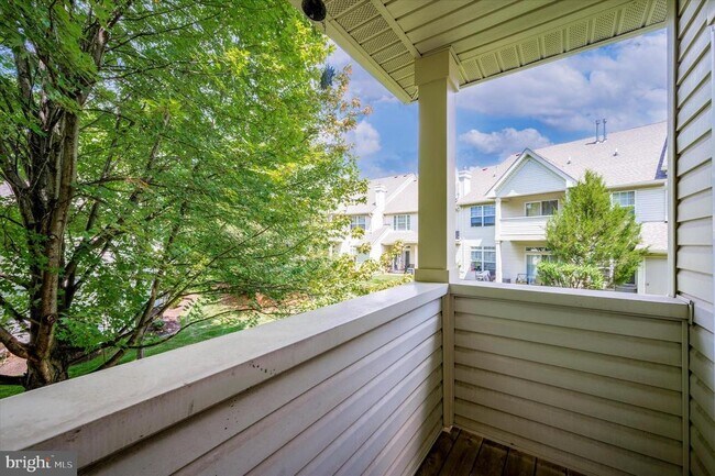 Foto del edificio - 701 Dresher Woods Dr