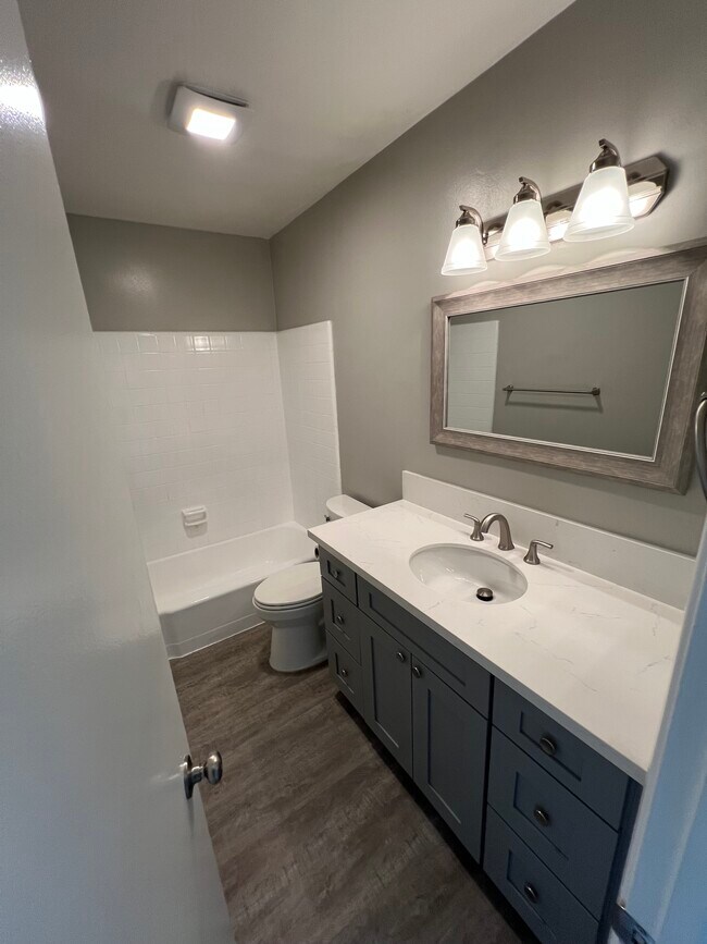 Foto del edificio - 120 S Belmont St