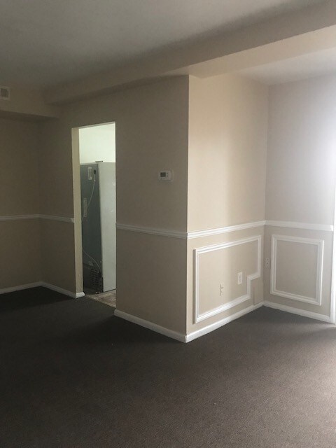 Foto del edificio - 5601 Leiden Rd