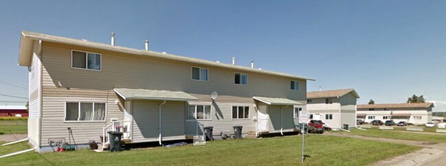 Photo du bâtiment - Fort St. John Townhomes