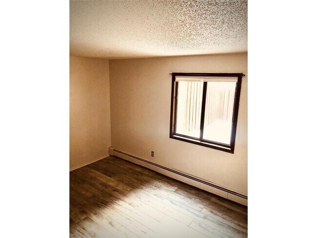 Foto del edificio - 7222 72nd Ln N
