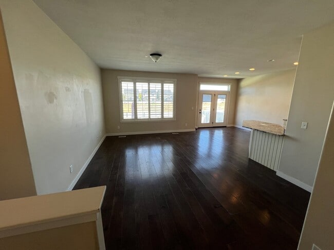 Building Photo - 978 Freedom Point Way