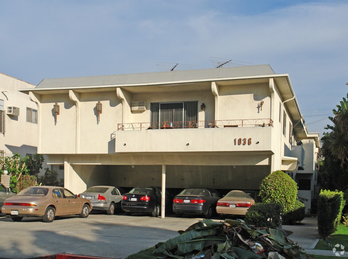Foto principal - 1036 S Wooster St