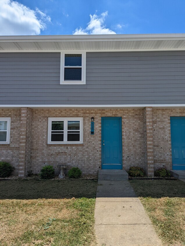 630 E Bain St Unit 636, Ozark, MO 65721 Room for Rent in Ozark, MO