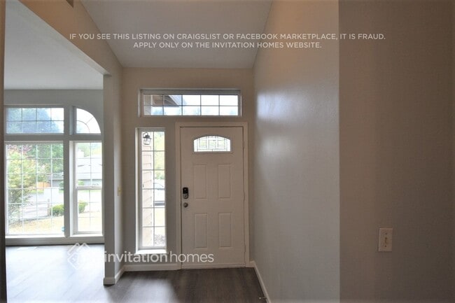 Building Photo - 3700 Arbor Dr SE