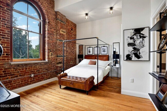 Building Photo - 179 Chelsea Ave