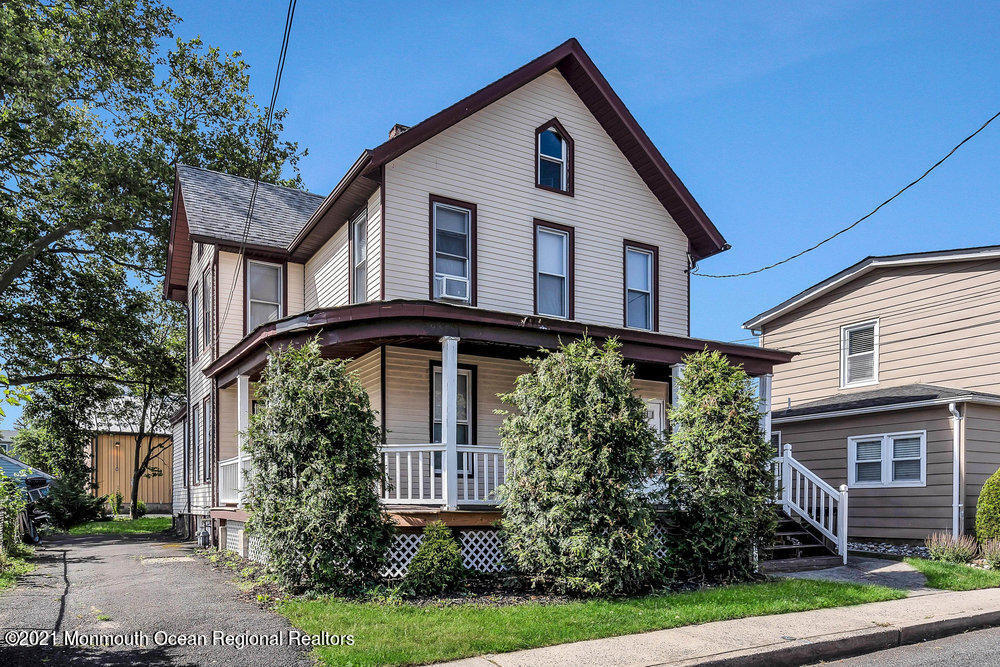 13 W 3rd St, Keyport, NJ 07735 Townhome Rentals in Keyport NJ