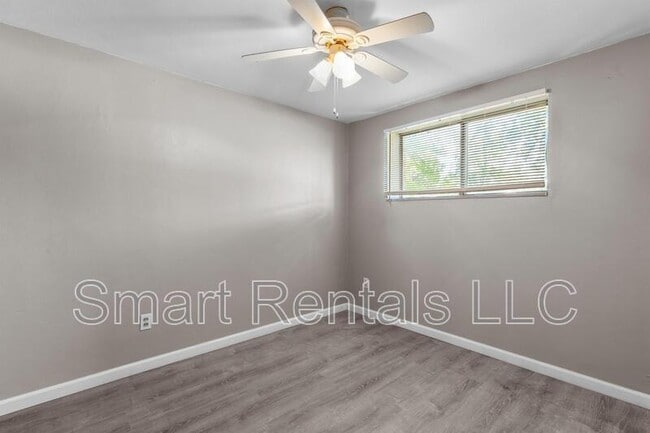 Foto del edificio - 491 S Holmes Ave