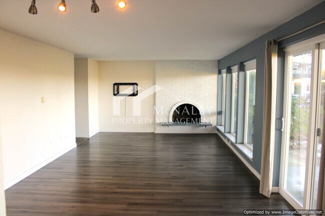Foto del edificio - 2 Bedroom, 2 bathroom Northview Terrace Co...