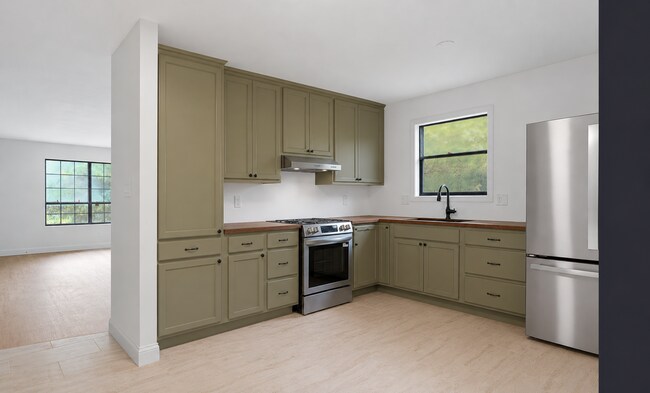 Foto del edificio - Beautifully Updated 3BR Home w/ Bonus Room, Fenced Yard & Garage