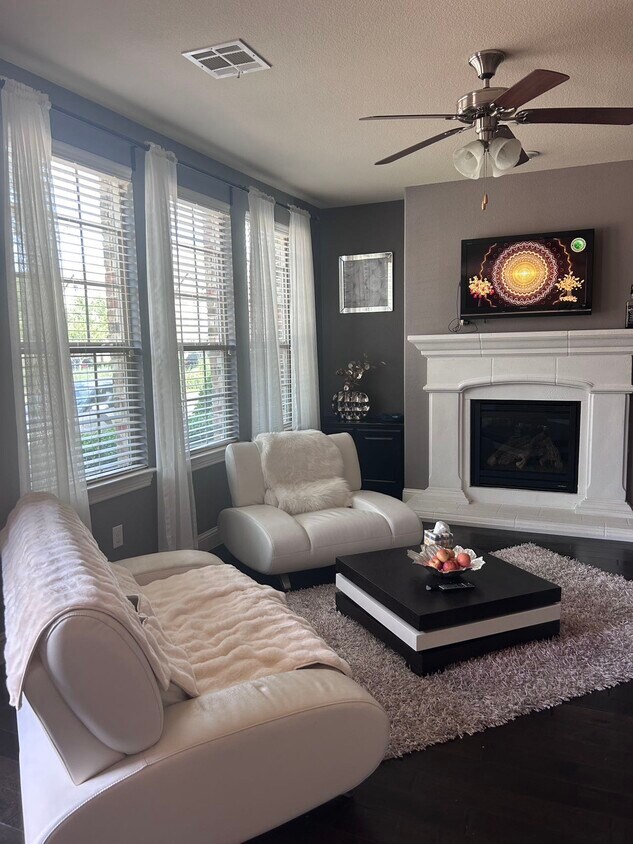 Foto principal - 5740 Kate Ave