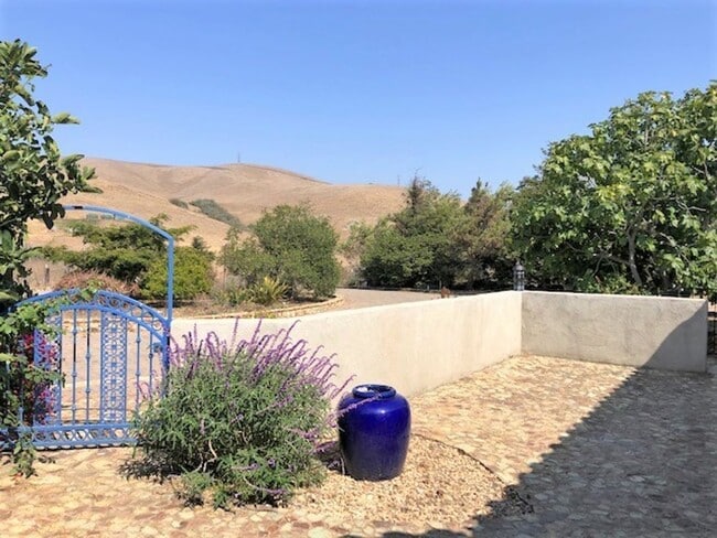 Building Photo - 6006 Los Osos Valley Rd