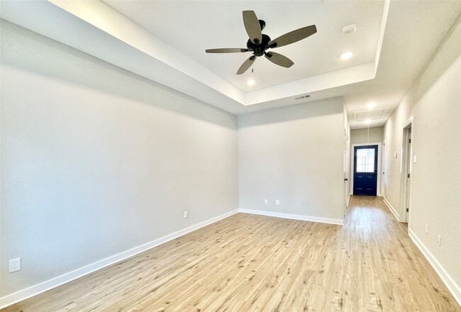 Foto del edificio - 10317 Lake Rd