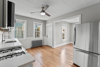 Building Photo - 394 Gregory St