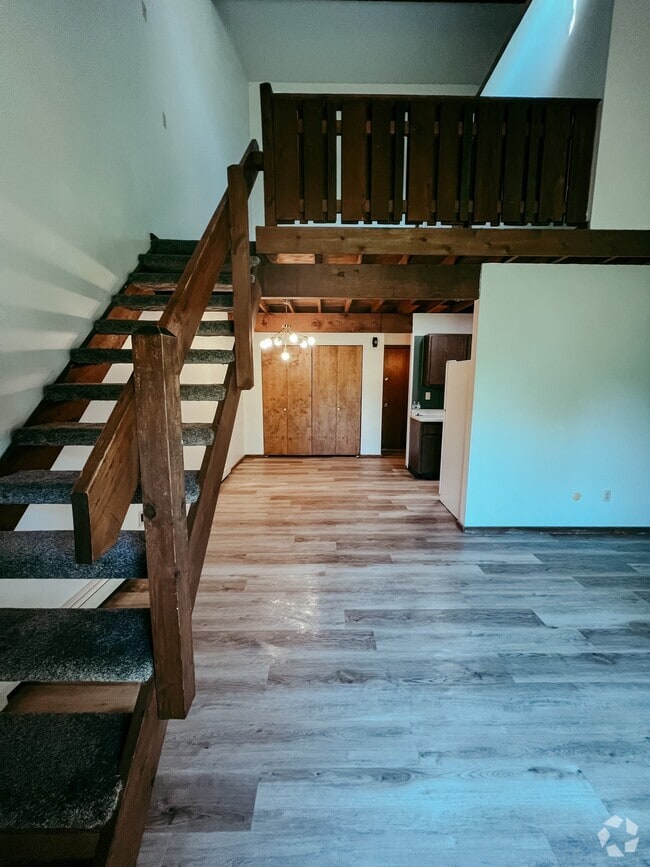 Building Photo - 2029 Wolosyn Cir