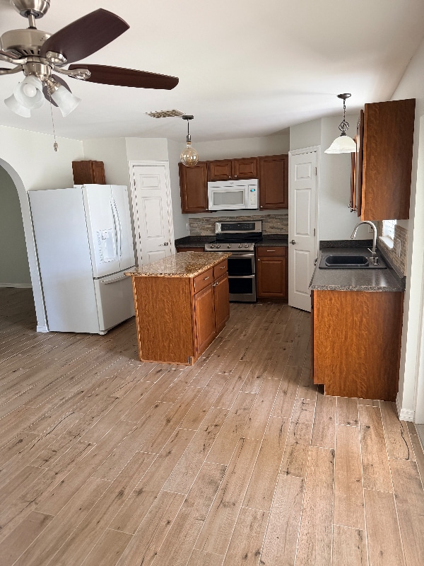 Foto del edificio - 8513 Winder Way