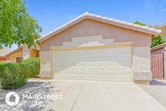 Building Photo - 10736 E El Moro Ave