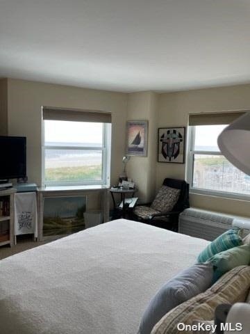 Foto del edificio - 360 Shore Rd
