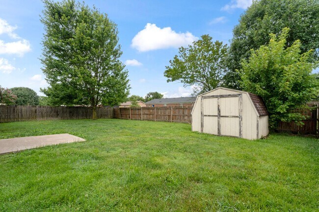 Foto del edificio - 3 Bedroom 1 1/2 Bath Home for Rent in Charlestown Indiana