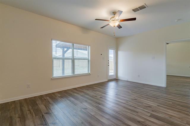 Foto del edificio - 212 Foster Ln