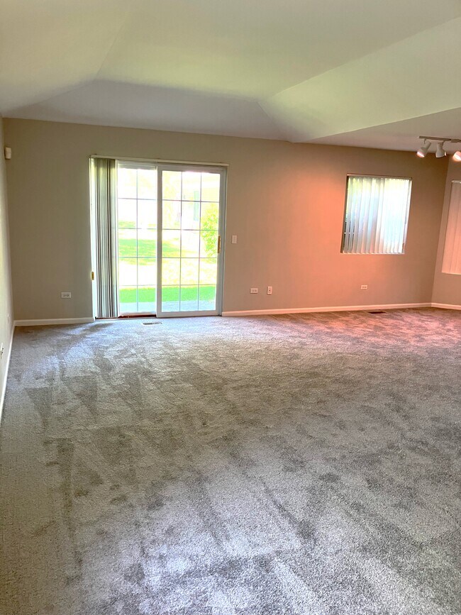 Building Photo - 8327 Carr Ct