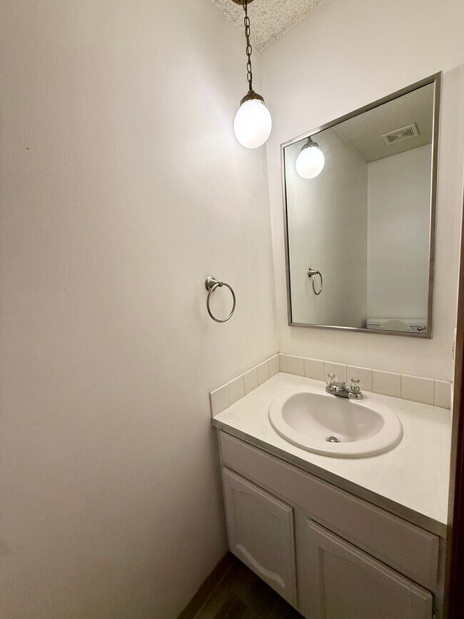 Foto del edificio - 721 NE 6th St
