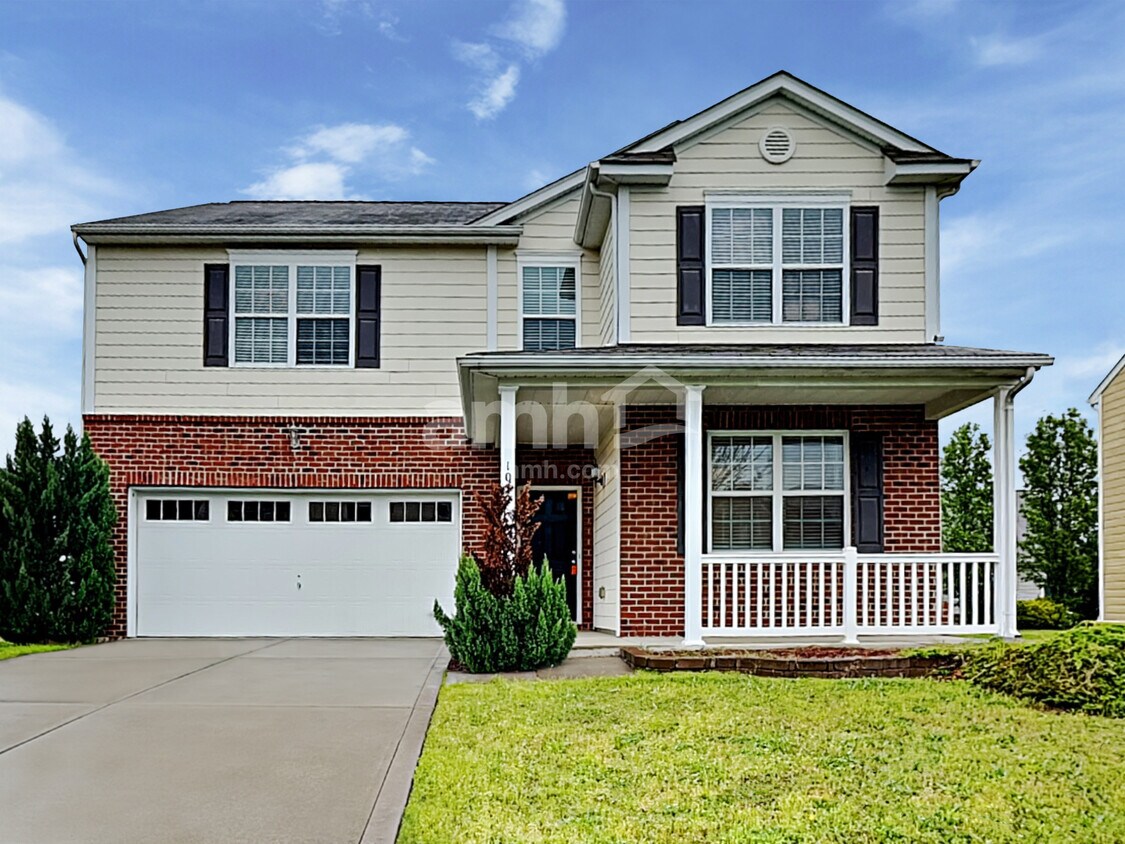 Foto principal - 1012 Yellow Bee Road