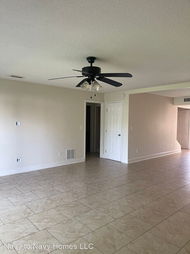Building Photo - 4 br, 3 bath House - 7952 Los Robles Court