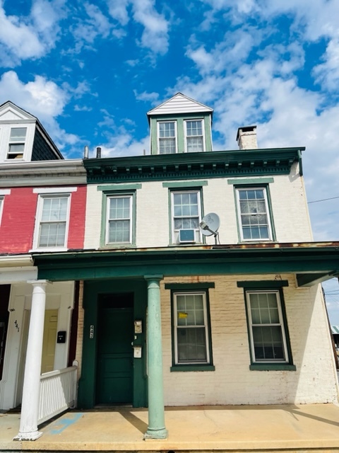 Building Photo - 443 E Prospect St