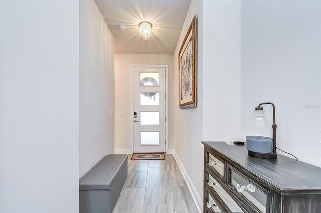 Foto del edificio - 15371 Caravan Ave