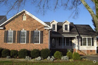 Building Photo - 6014 Featherstone Ct