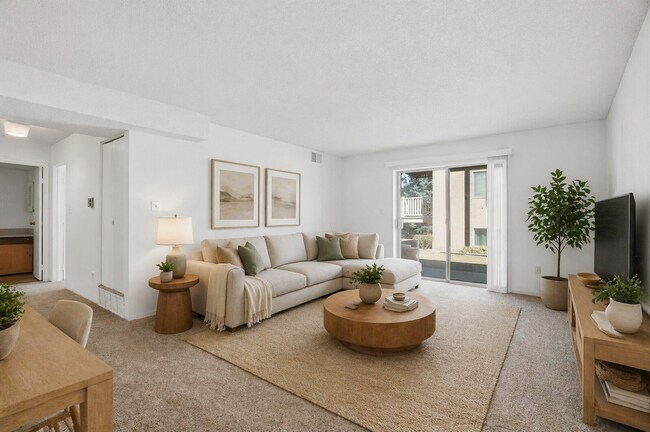 Foto del edificio - $1,195.95 - 1 Bed, 1 Bath Condo in Denver with Outdoor Patio Space