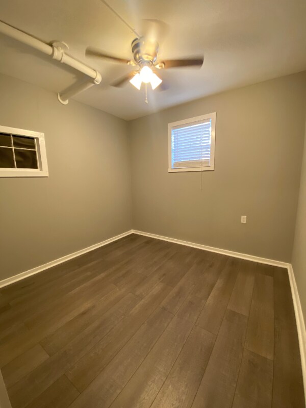 Foto del edificio - 131 E 46th St