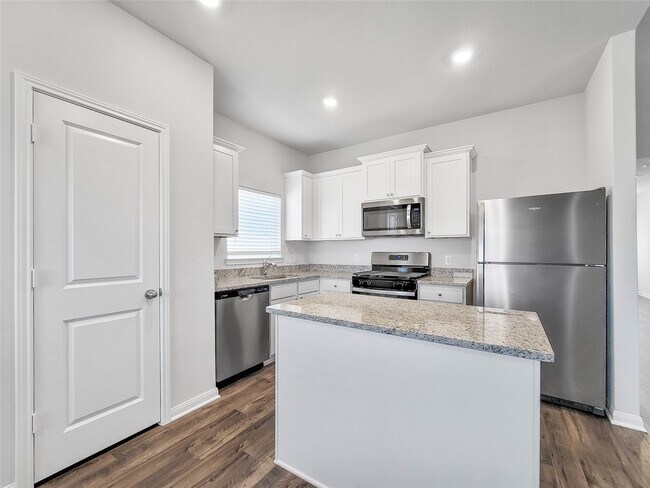 Building Photo - 305 Grayson Baw Ln