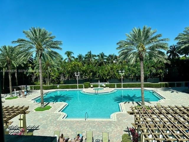 Building Photo - 1755 E Hallandale Beach Blvd