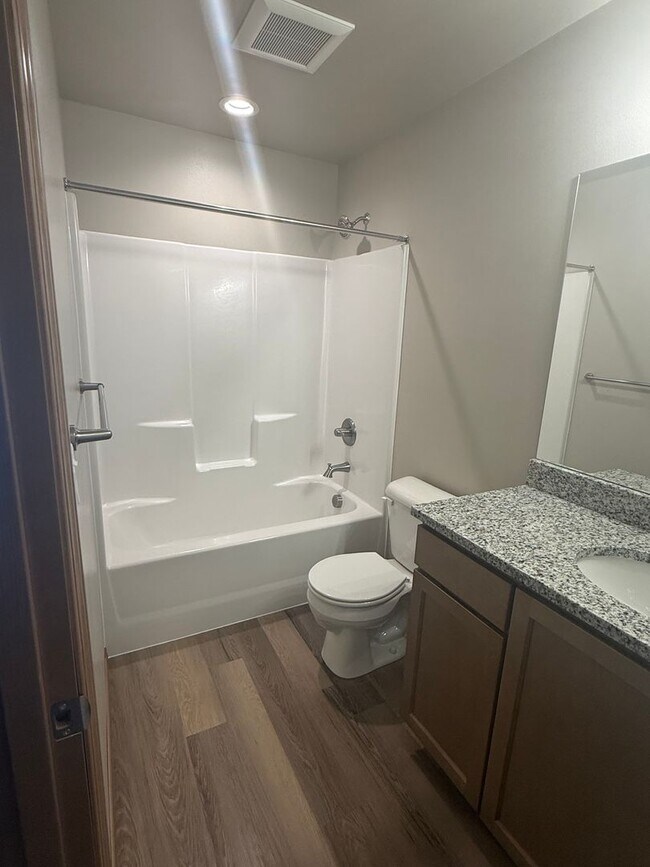 Foto del edificio - New Construction 3 bed, 2 bath!