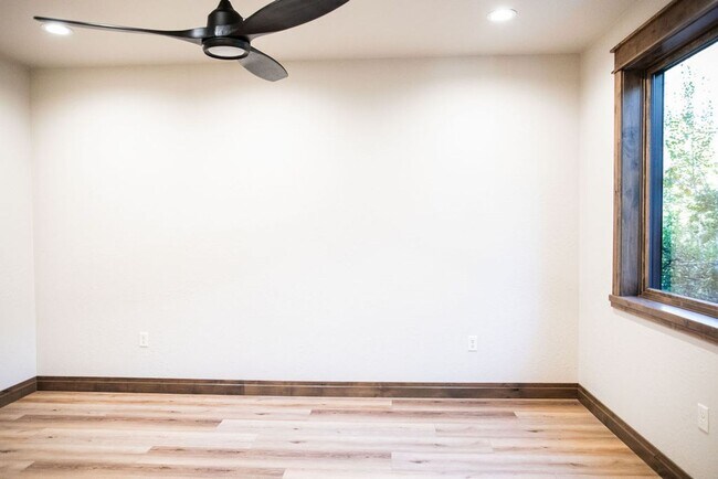 Foto del edificio - Beautiful 5 Bedroom Flagstaff Home