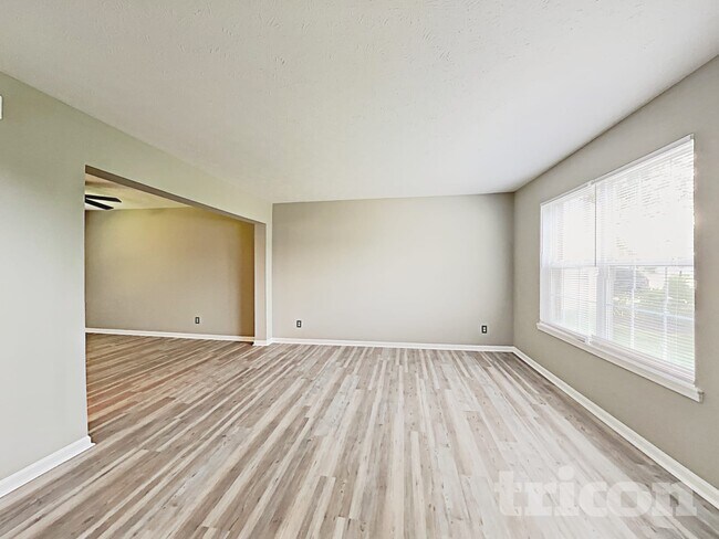 Building Photo - 3210 Crestwell Dr