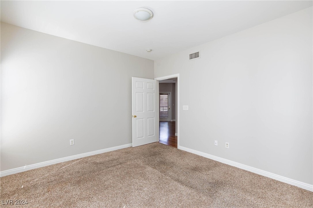 Building Photo - 9330 W Maule Ave