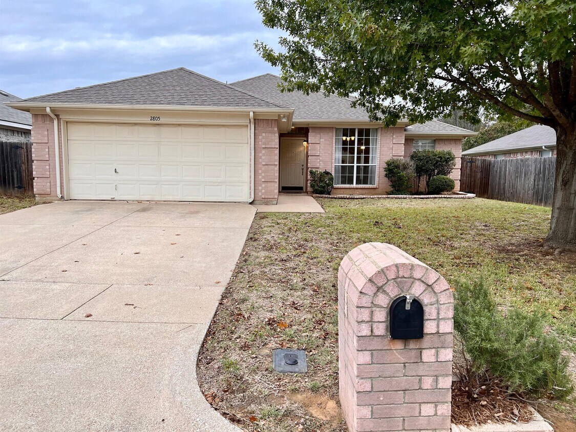 Photo - 2805 Yorkfield Ct (Arlington, TX)