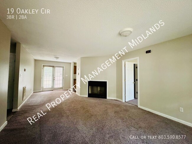 Building Photo - 19 Oakley Cir