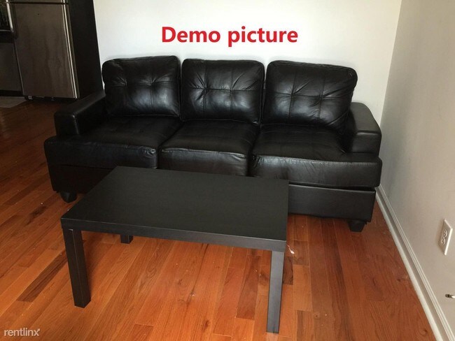 Foto del edificio - 3 br, 3 bath Apartment - 622 S 42nd St #9